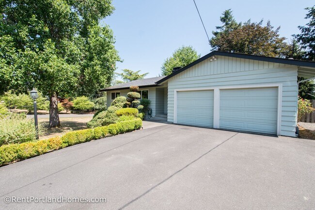Foto del edificio - Beautiful 4 Bed + 3 Bath House in Tigard!!...