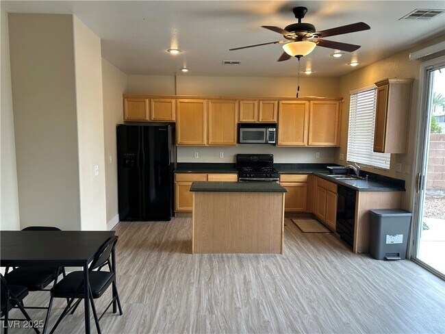 Foto del edificio - 10106 San Gervasio Ave