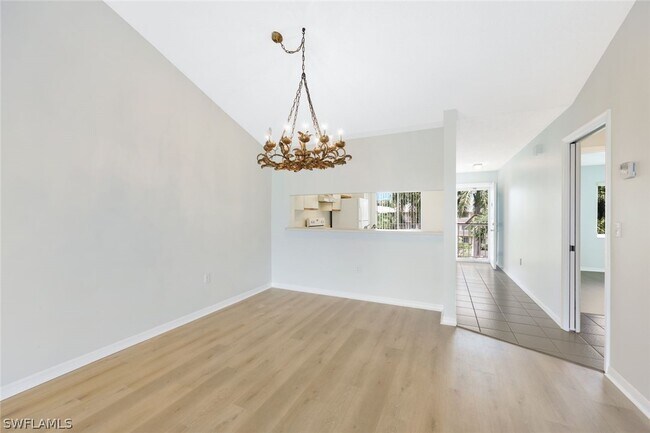 Foto del edificio - 3031 Sandpiper Bay Cir