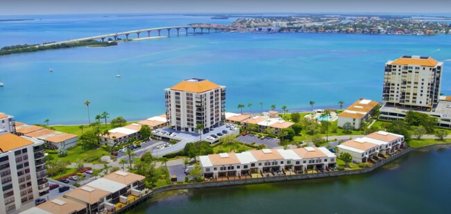 Foto del edificio - 6295 Bahia Del Mar Cir