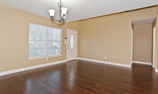 Building Photo - 318 Kissimmee Dr
