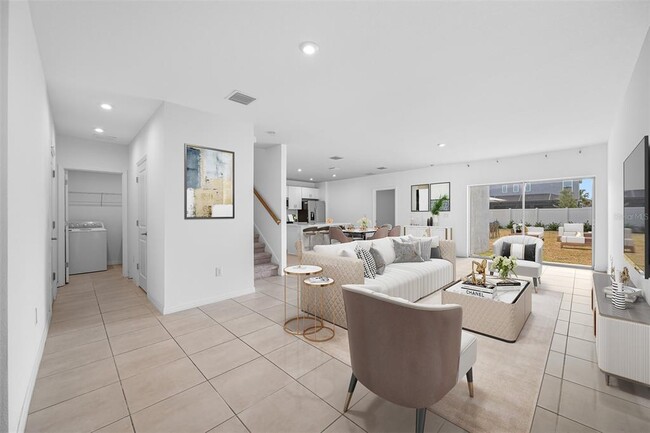 Foto del edificio - 5913 Laurelcrest Gln