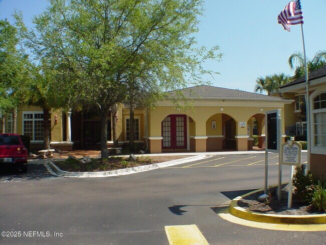 Building Photo - 3591 Kernan Blvd S