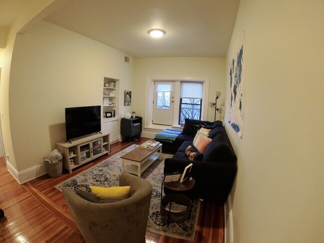 Foto del edificio - 1475 Beacon St