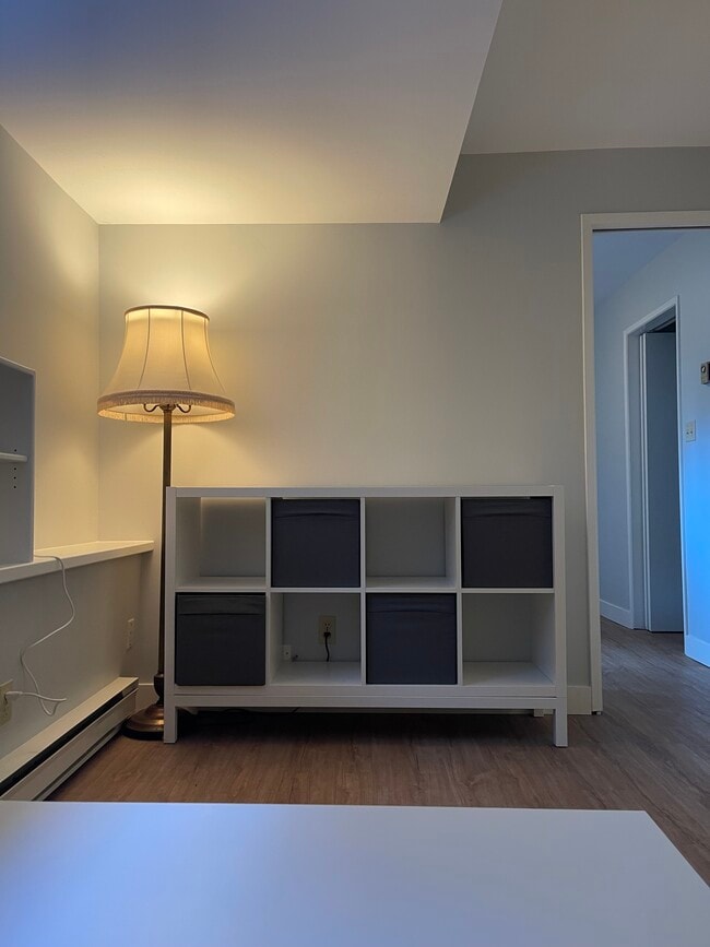 Building Photo - 319 Fourth St