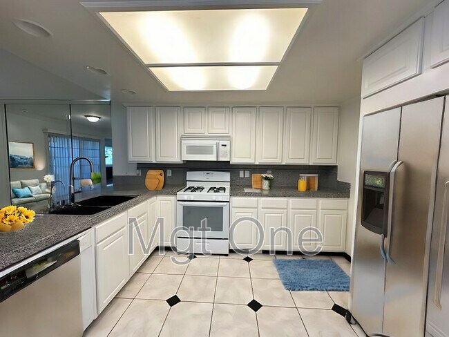 Foto del edificio - 6572 Carioca Ln