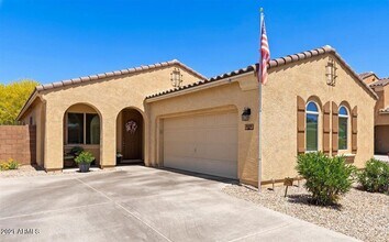 Building Photo - 1008 W Deoni Trail