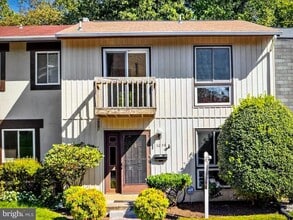 Building Photo - 3039 Mission Square Dr