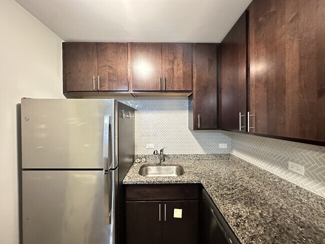 Foto del edificio - 447 W Surf St