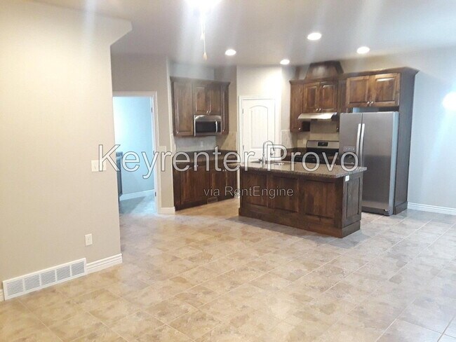 Building Photo - 735 S 1803 W