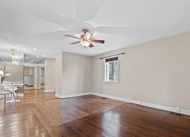 Building Photo - Charming Two Bedroom Condo in Historic Bui...