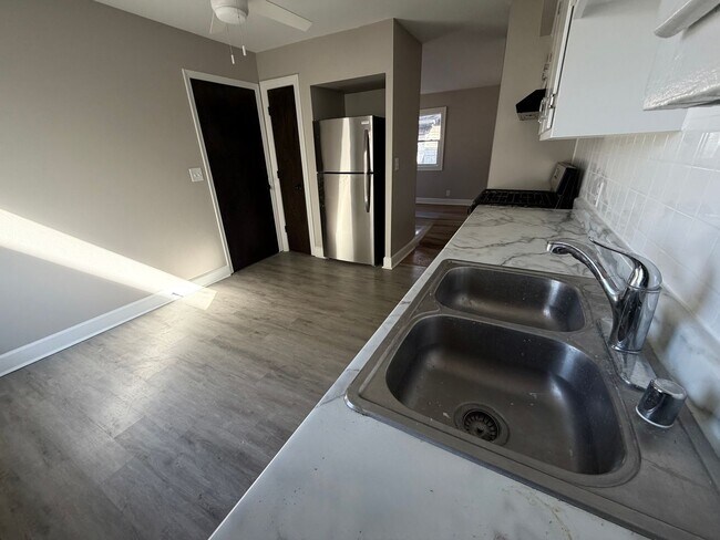 Foto del edificio - 516-518 South 70th Street