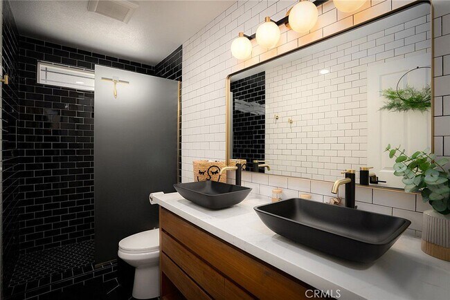Foto del edificio - 192 Stonebridge Ln