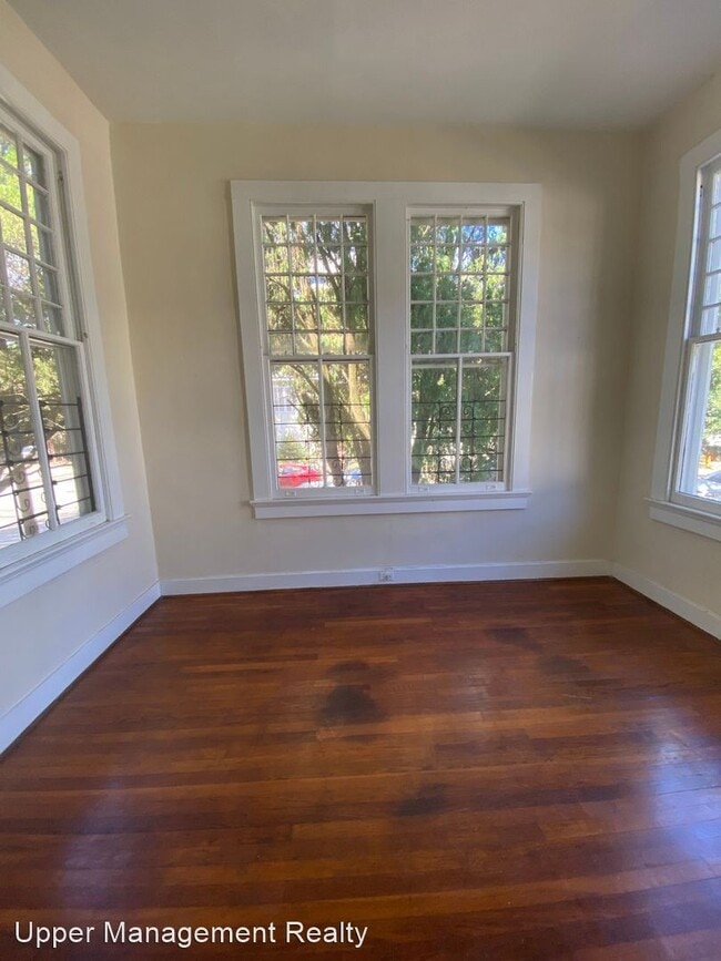Building Photo - 2 br, 1 bath Apartment - 2201 Calhoun Stre...