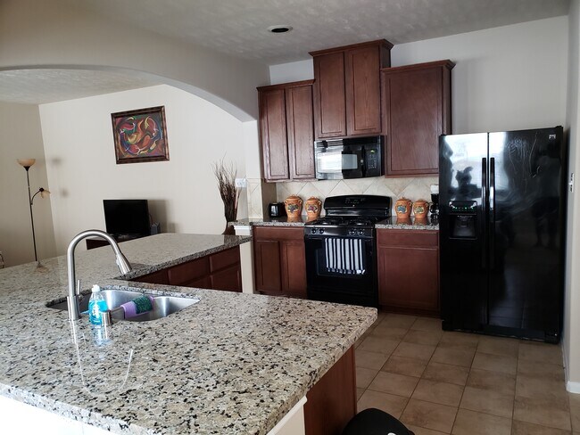 Cocina totalmente equipada - 14515 Roaring Fork Ln