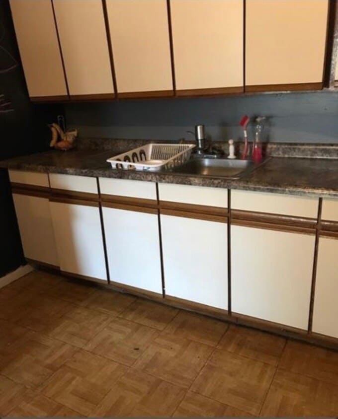 Kitchen - 3241 W Thomas St