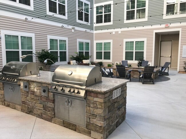 Building Photo - B2 | 2 Bed 2 Bath | 1239 sf