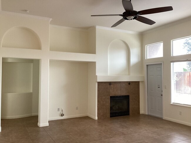 Foto del edificio - 7526 N Ellendale Ave