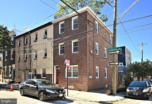 Photo - 1554 N Lawrence St Townhome