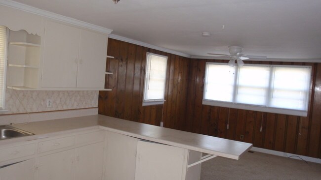 Building Photo - 6637 Speight School Rd