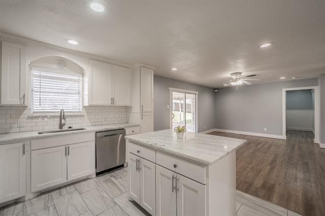 Building Photo - 3612 Dawn Dr