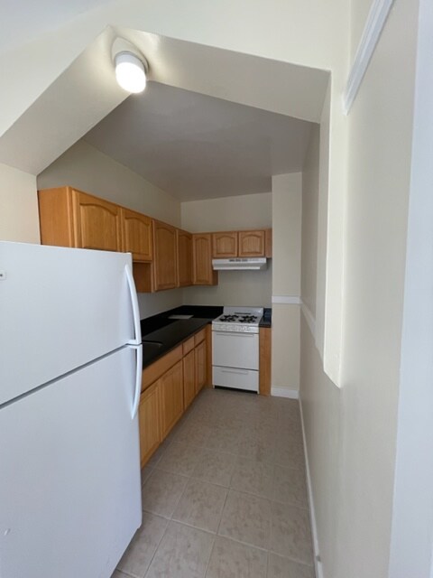 Foto del edificio - 765 O'Farrell St