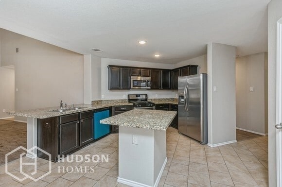 Building Photo - NOW AVAILABLE! - 19114 Warlander Ct, Porte...