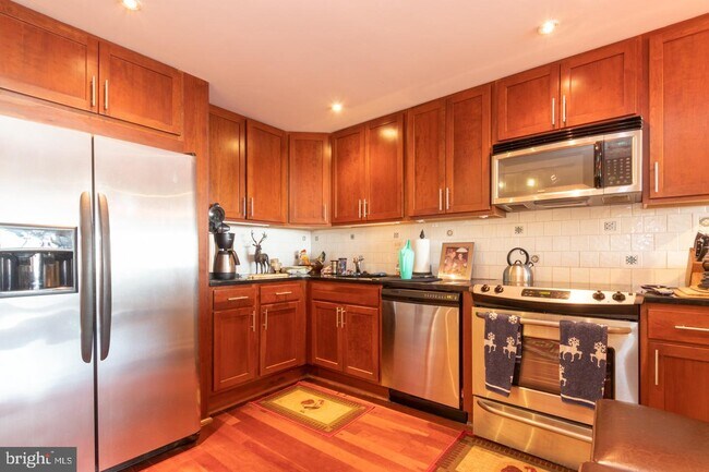 Foto del edificio - 241 S 6th St