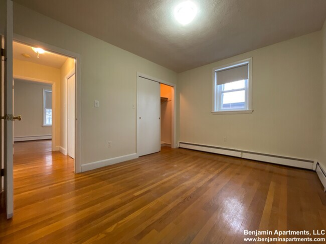 Foto del edificio - 300 Tappan St