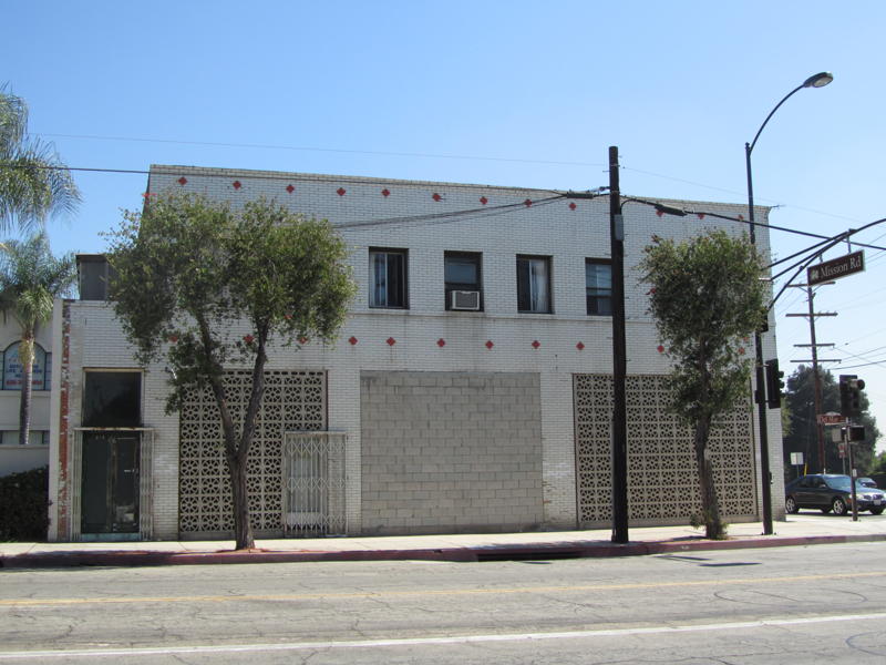 Building Photo - 618-622 S Del Mar Ave