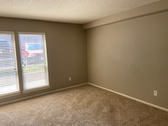 Foto del edificio - 2BD/2BA Condo located on the Germantown/Memphis Line!