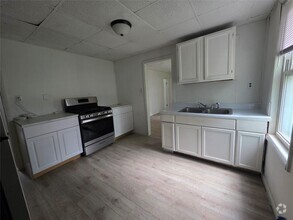 Building Photo - 1222 Vestal Ave