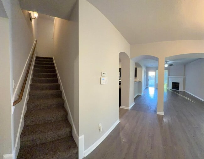 Building Photo - 1841 Basin Trl