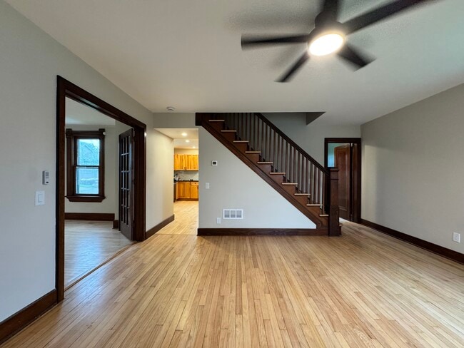 Building Photo - 2312 Jovina St