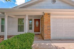 Building Photo - 2922 Lakefield Way