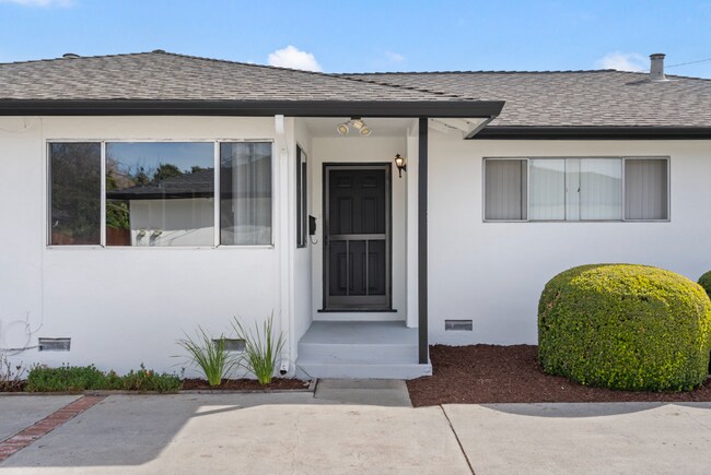 Foto del edificio - 3439 Payne Ave