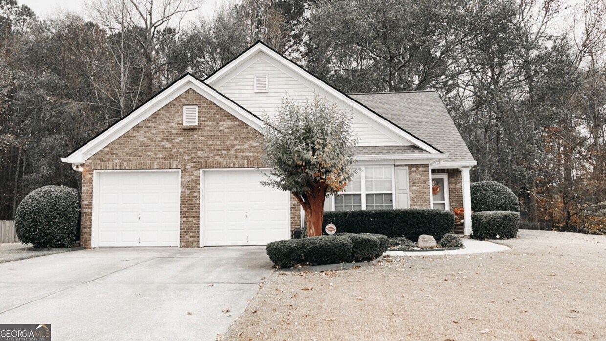 Primary Photo - 1091 Pine Acre Dr NE