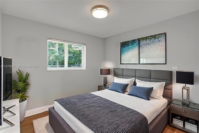 Foto del edificio - 16000 N Miami Ave