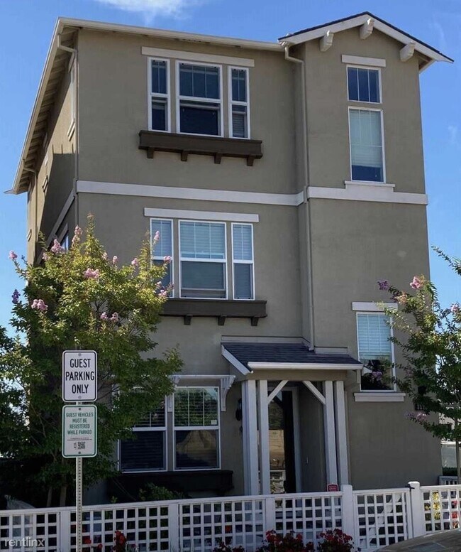 Building Photo - 4 br, 2.5 bath House - 3225 Briones Terrace