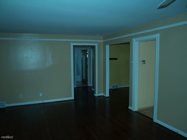 Building Photo - 31612 Reid Dr
