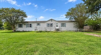 Building Photo - 6710 Trail Loop W
