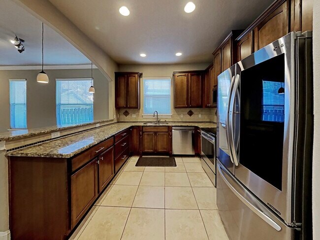 Foto del edificio - 736 Ellwood Ave