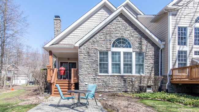 Building Photo - 49609 Timber Trail