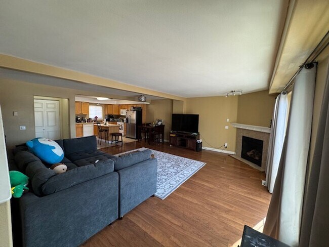 Foto del edificio - 3 bedroom, 2.5 bath