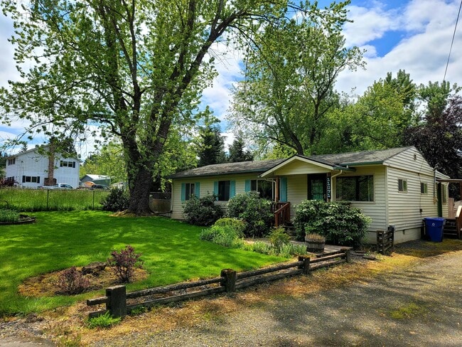 Building Photo - 11071 SE 242nd Ave