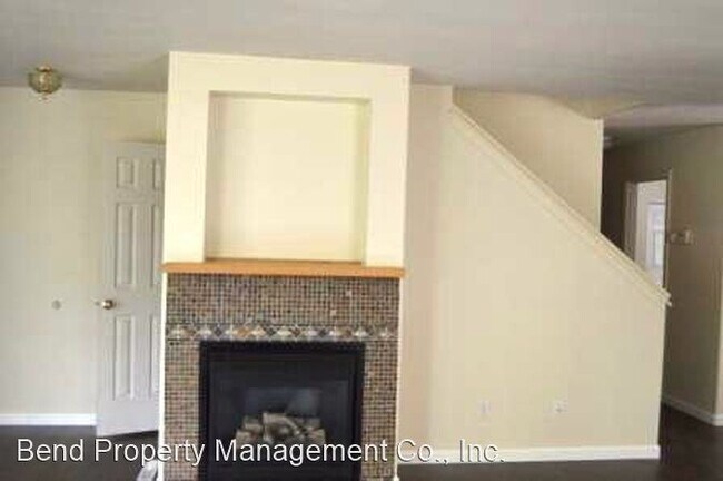 Foto del edificio - 3 br, 2.5 bath House - 20773 Liberty Lane
