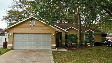 Building Photo - 2907 Theresa Dr