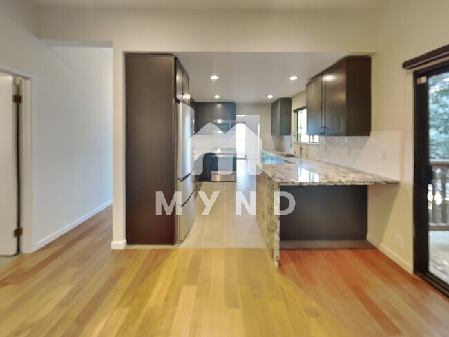 Building Photo - 2609 Chelsea Dr