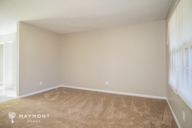 Building Photo - 2804 Patio Pl