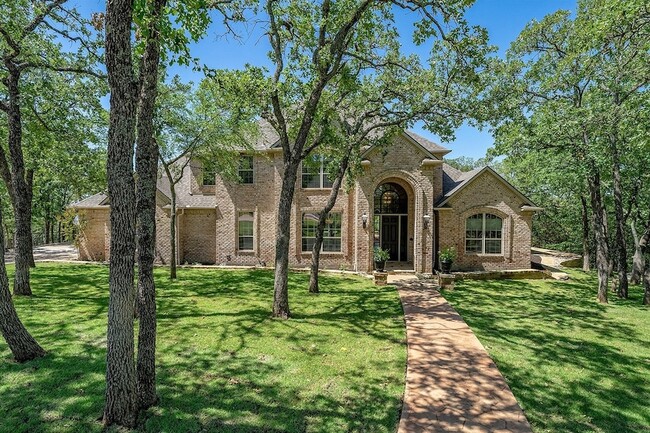 Photo - 10111 Bluffview Cir House